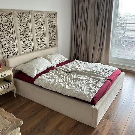 Apartman Tomasikova Апартаменты *
